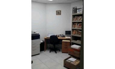 OFICINA EN MARBELLA OCEAN BUSINESS TORRE BANESCO 167M2 AMOBLADA