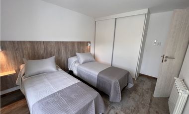 DÚPLEX EXCLUSIVO EN ALQUILER ANUAL,  A PARTIR DEL 1 DE SEPTIEMBRE.