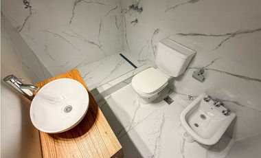 4 AMBIENTES CON COCHERA. CENTRO.