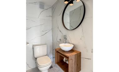 4 AMBIENTES CON COCHERA. CENTRO.