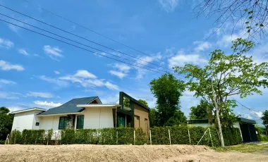4 Bedroom Villa for sale in Ban Thi, Lamphun