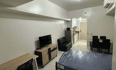 Mandani Bay Studio Fully furnished for RENT in Mandaue City