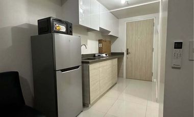 Mandani Bay Studio Fully furnished for RENT in Mandaue City