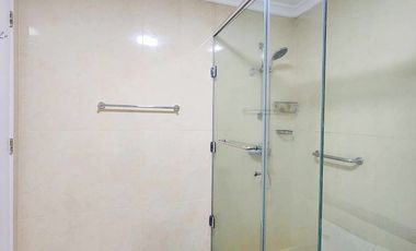 1BR Condo for RENT in Shang Grand Tower Legaspi Village  Makati City RH20611
