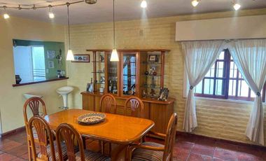 CASA 5 AMBIENTES PILETA QUINCHO JOSE MÁRMOL