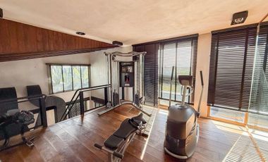ALQUILER CASA 5 AMB. AMUEBLADA CON GYM EN CASTORES