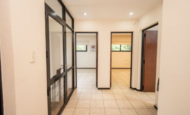 Venta oficina y deposito frente al puerto Santa Fe