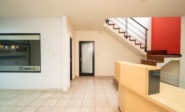 Venta oficina y deposito frente al puerto Santa Fe