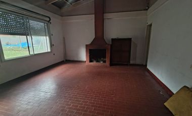 CASA A RECICLAR EN VENTA EL PATO