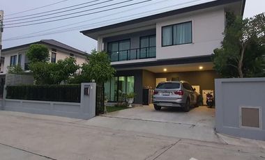 4 Bedroom House for sale at Britania Banga-Suvarnabhumi KM.2
