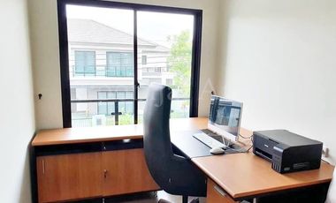 4 Bedroom House for sale at Britania Banga-Suvarnabhumi KM.2