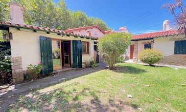 Venta Casa 4 ambientes mas dependencia Miramar