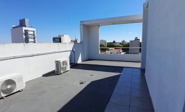 VENTA OFICINA SEMI PISO DE 100M2 BAJAS EXPENSAS