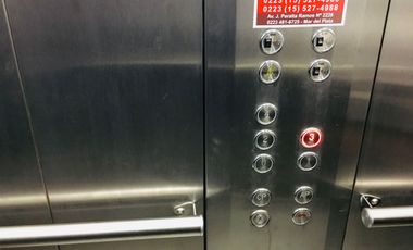 VENTA OFICINA SEMI PISO DE 100M2 BAJAS EXPENSAS