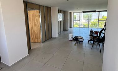 VENTA OFICINA SEMI PISO DE 100M2 BAJAS EXPENSAS