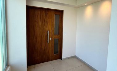 VENTA OFICINA SEMI PISO DE 100M2 BAJAS EXPENSAS