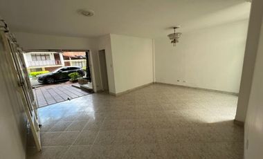 Casa en Arriendo Ubicado en Medellín Codigo 648