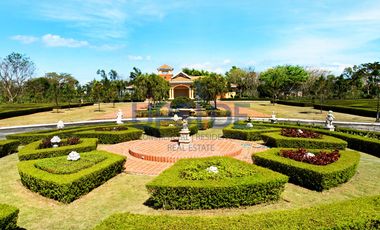 Promenade Lot for Sale Near The Entrance