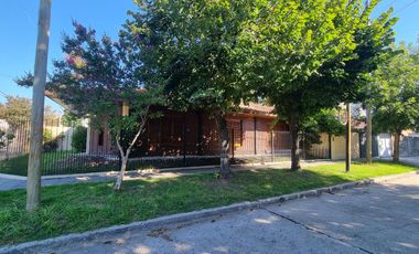 APTO CREDITO, CHALET 4 AMBIENTES, BARRIO PARQUE CALCHAQUI