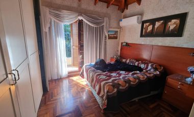 APTO CREDITO, CHALET 4 AMBIENTES, BARRIO PARQUE CALCHAQUI