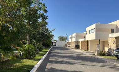 Lista para entrega Casa en venta Mérida Yucatán, Privada Verna Conkal