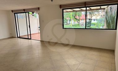Alteña II Casa en renta en Lomas Verdes