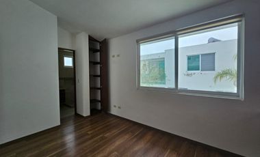 CASA EN VENTA EN RESIDENCIAL LORETTA 1 AL NORPONIENTE DE AGUASCALIENTES