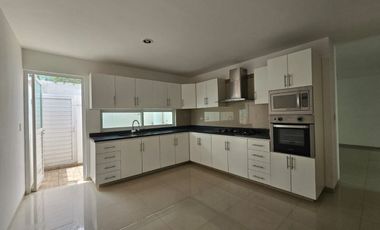 CASA EN VENTA EN RESIDENCIAL LORETTA 1 AL NORPONIENTE DE AGUASCALIENTES
