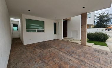 CASA EN VENTA EN RESIDENCIAL LORETTA 1 AL NORPONIENTE DE AGUASCALIENTES