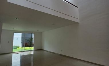 CASA EN VENTA EN RESIDENCIAL LORETTA 1 AL NORPONIENTE DE AGUASCALIENTES