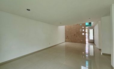 CASA EN VENTA EN RESIDENCIAL LORETTA 1 AL NORPONIENTE DE AGUASCALIENTES