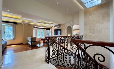 Impresionante Casa en Jardines Del Pedregal, CDMX