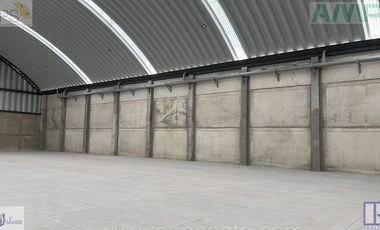 Se rentan bodegas de 1037 m2 o mas