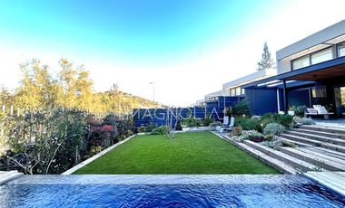 Casa en Arriendo en VALLE ESCONDIDO