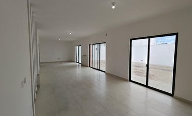 CASA EN VENTA HACIENDA DEL ROSARIO