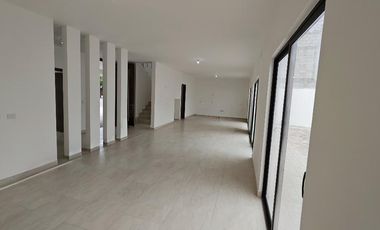 CASA EN VENTA HACIENDA DEL ROSARIO