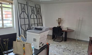 VENTA DE BODEGA COMERCIAL EN LA CAMPESTRE GUADALUPANA