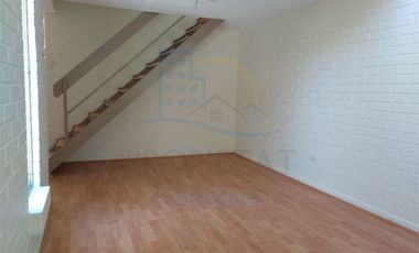 Casa en Arriendo en Arriendo Bella Casa 2D 1B 2E, Metro Rojas Magallanes