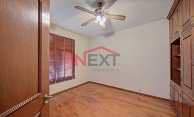 Casa en venta fracc cerrado al Norte