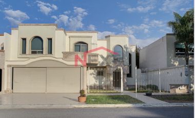 Casa en venta fracc cerrado al Norte