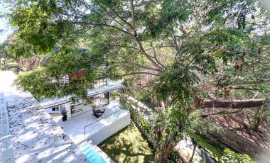 Ayala Alabang Village 6Bedroom House and Lot For Sale Madrigal Ave