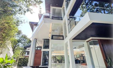 Ayala Alabang Village 6Bedroom House and Lot For Sale Madrigal Ave
