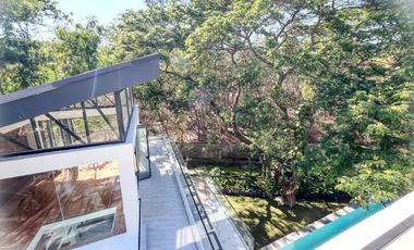 Ayala Alabang Village 6Bedroom House and Lot For Sale Madrigal Ave