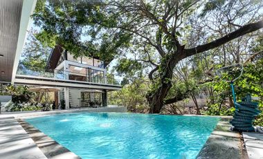 Ayala Alabang Village 6Bedroom House and Lot For Sale Madrigal Ave