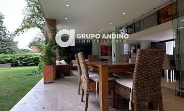 VENTA de CASA COMERCIAL en FLORIDABLANCA