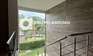 VENTA de CASA COMERCIAL en FLORIDABLANCA