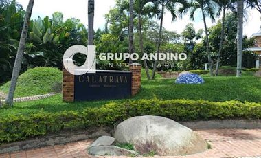 VENTA de CASA COMERCIAL en FLORIDABLANCA