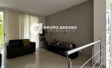 VENTA de CASA COMERCIAL en FLORIDABLANCA