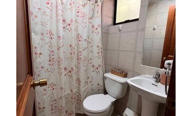 SE VENDE DEPTO. 5D+4B TIPO TOWNHOUSE PUCON