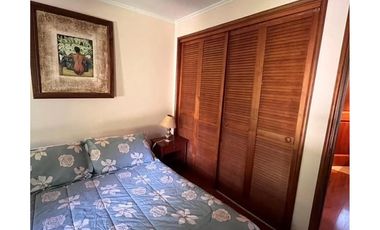 SE VENDE DEPTO. 5D+4B TIPO TOWNHOUSE PUCON